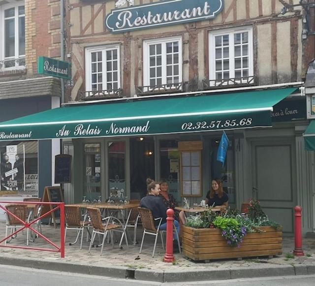 Chambre Independante Au Relais Normand Apart otel Cormeilles  Dış mekan fotoğraf